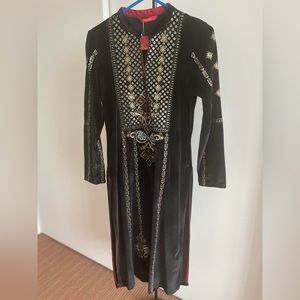 Lakshita brand sexy tunic Kurta black velvet & gold red embroidery weddings NWT